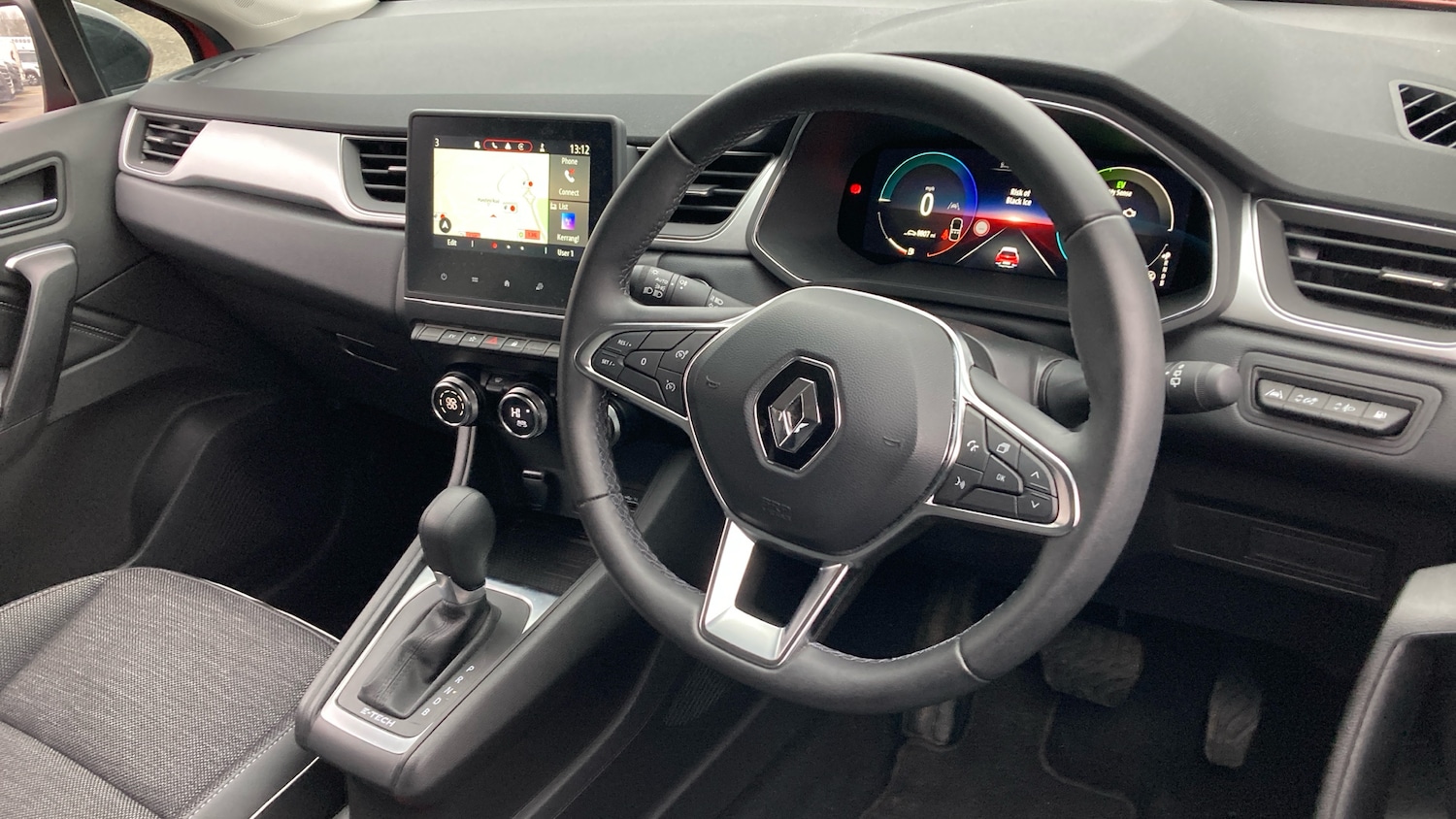 Used Renault Captur 2023 for sale - 77180646: Photo 11