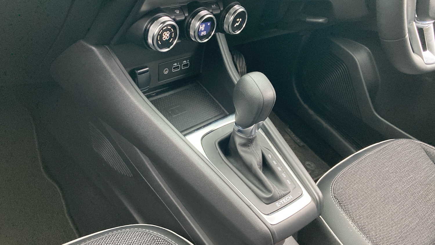 Used Renault Captur 2023 for sale - 77180646: Photo 13