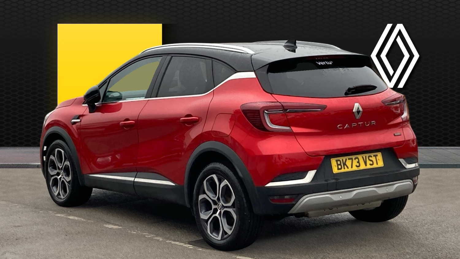 Used Renault Captur 2023 for sale - 77180646: Photo 2