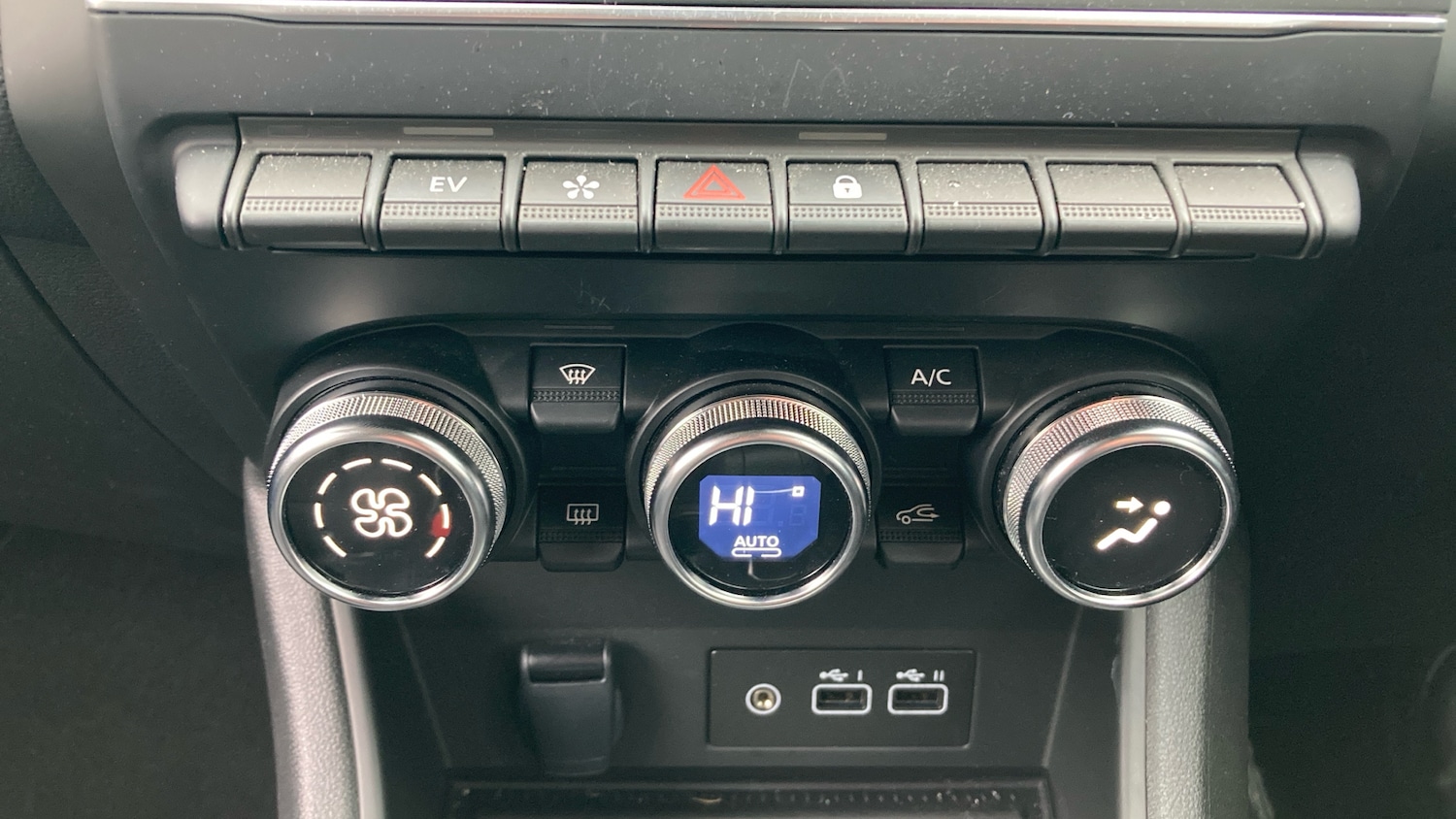 Used Renault Captur 2023 for sale - 77180646: Photo 22