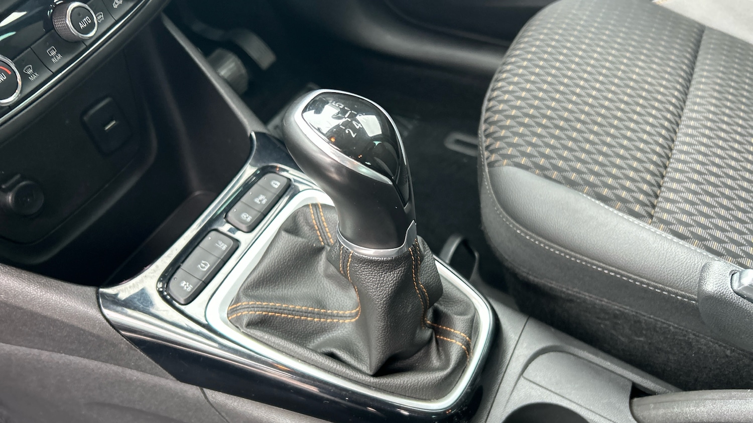 Used Vauxhall Crossland X 2019 for sale - 76544242: Photo 13