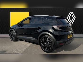 Used Renault Captur 2025 for sale - 76159881: Photo