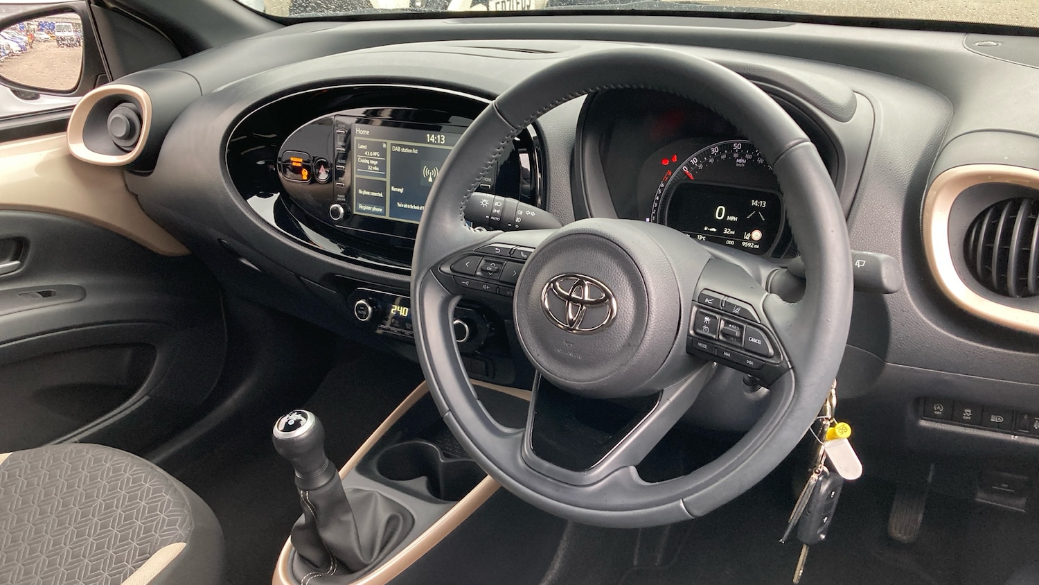 Used Toyota Aygo X 2023 for sale - 78182697: Photo 11