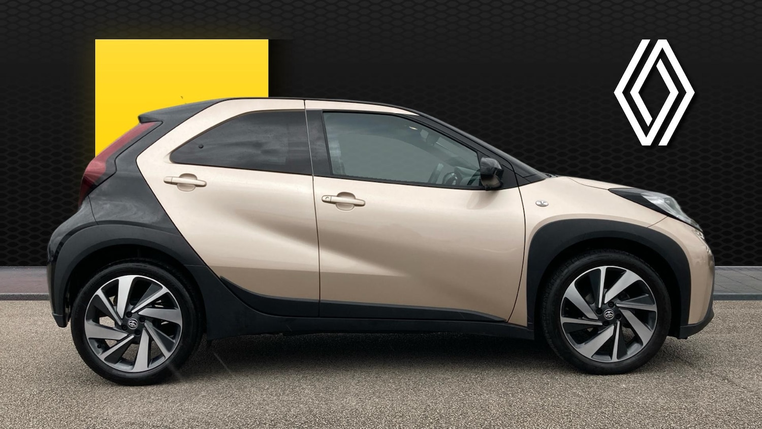 Used Toyota Aygo X 2023 for sale - 78182697: Photo 5