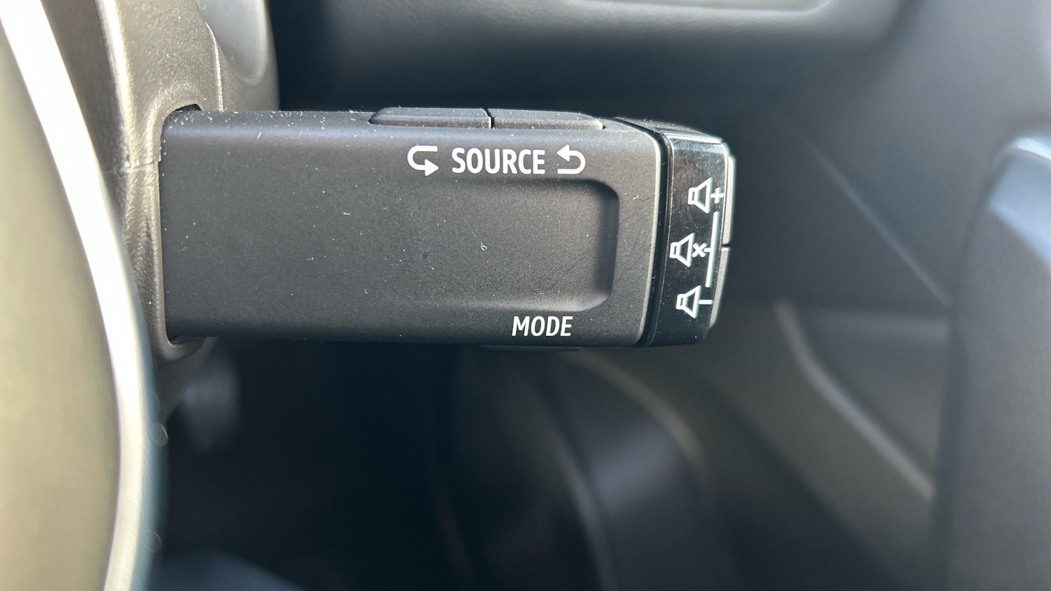 Used Renault Captur 2022 for sale - 77864531: Photo 25