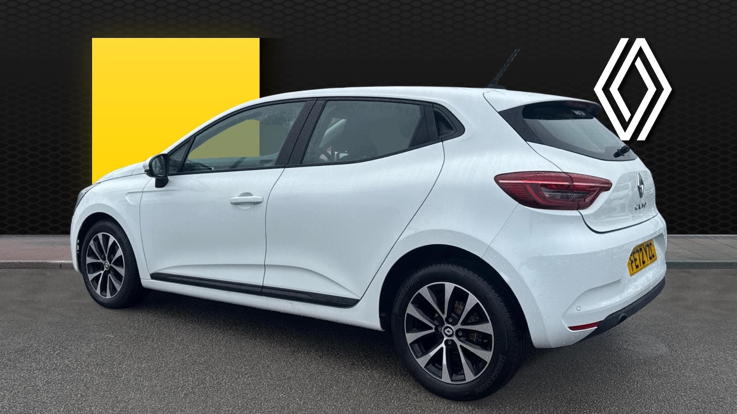 Used Renault Clio 2022 for sale - 77528501: Photo 2