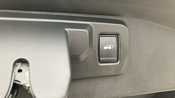Used Renault Austral 2023 for sale - 76263182: Photo 45