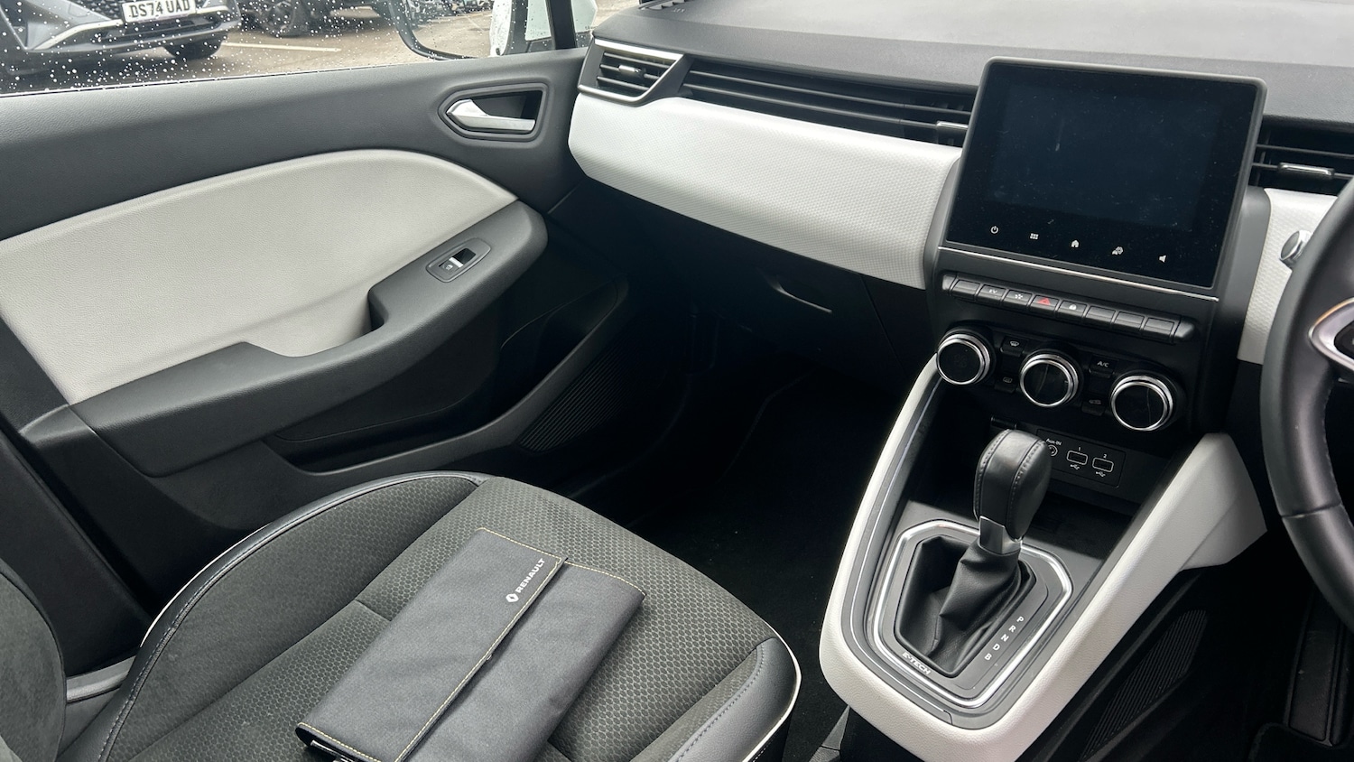 Used Renault Clio 2021 for sale - 76650957: Photo 14