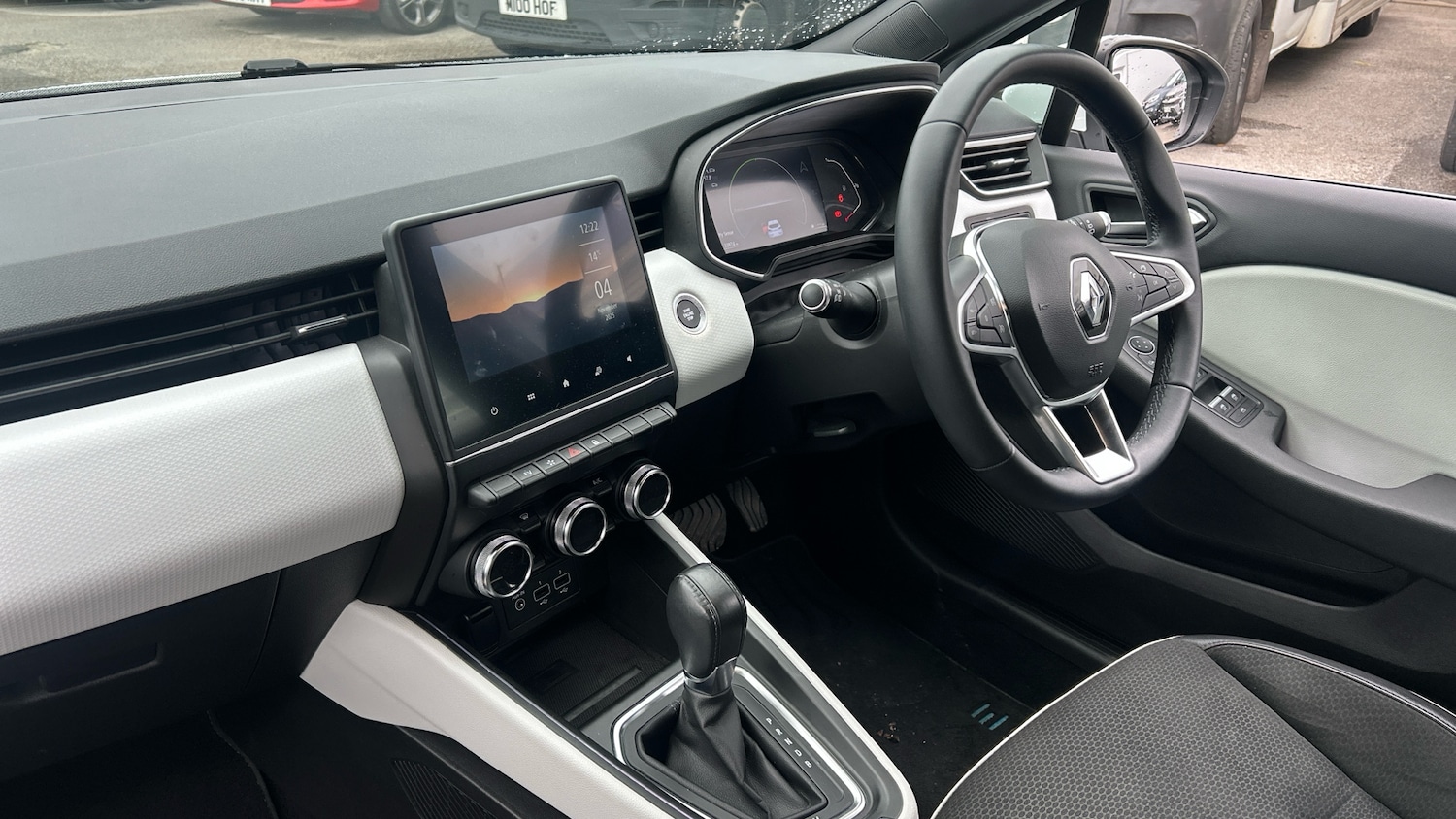 Used Renault Clio 2021 for sale - 76650957: Photo 9