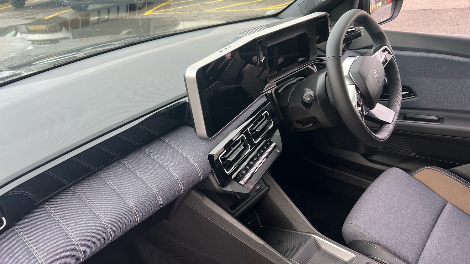 Used Renault 5 2025 for sale - 77568306: Photo 9