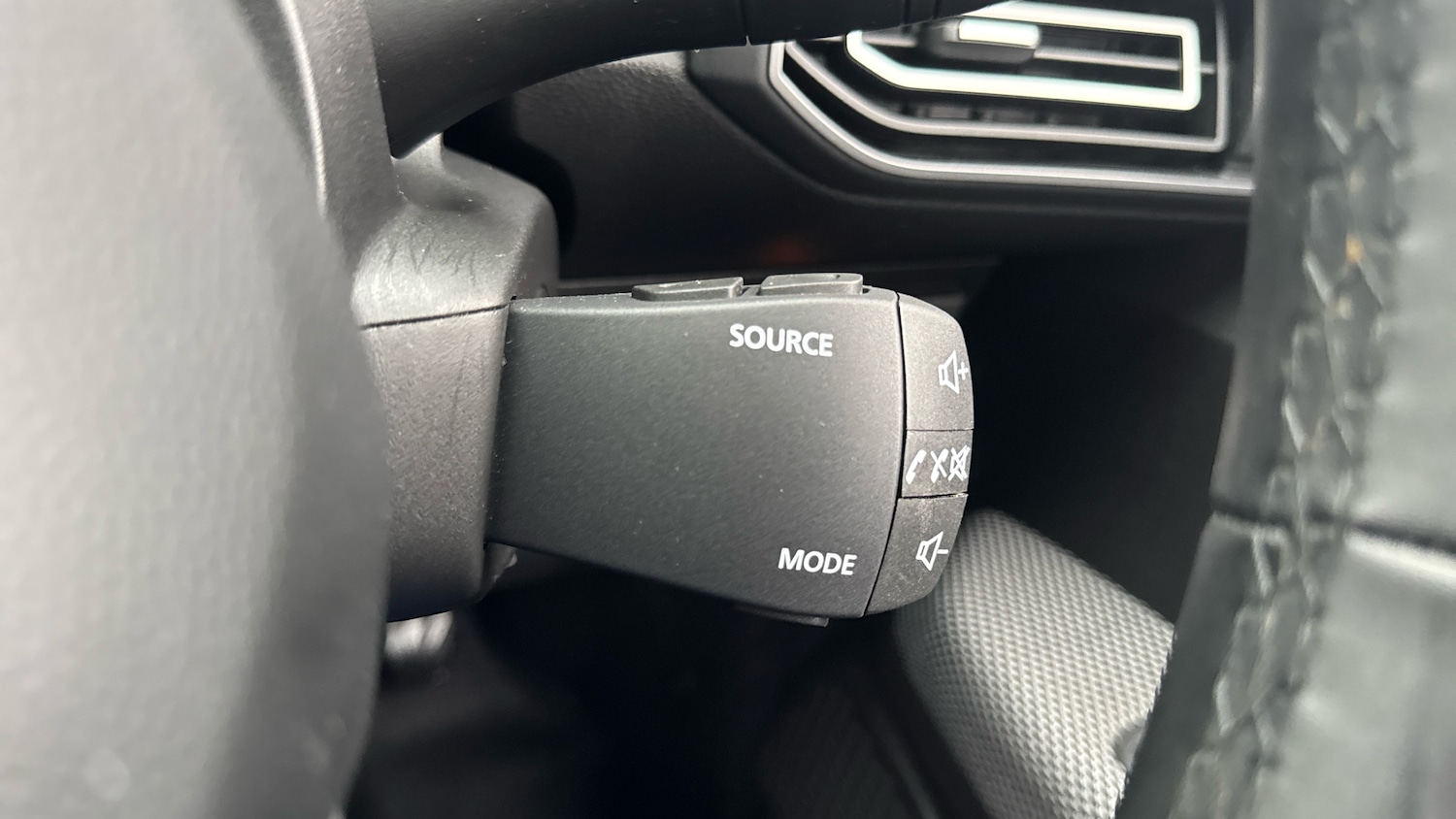 Used Dacia Jogger 2025 for sale - 77079436: Photo 24