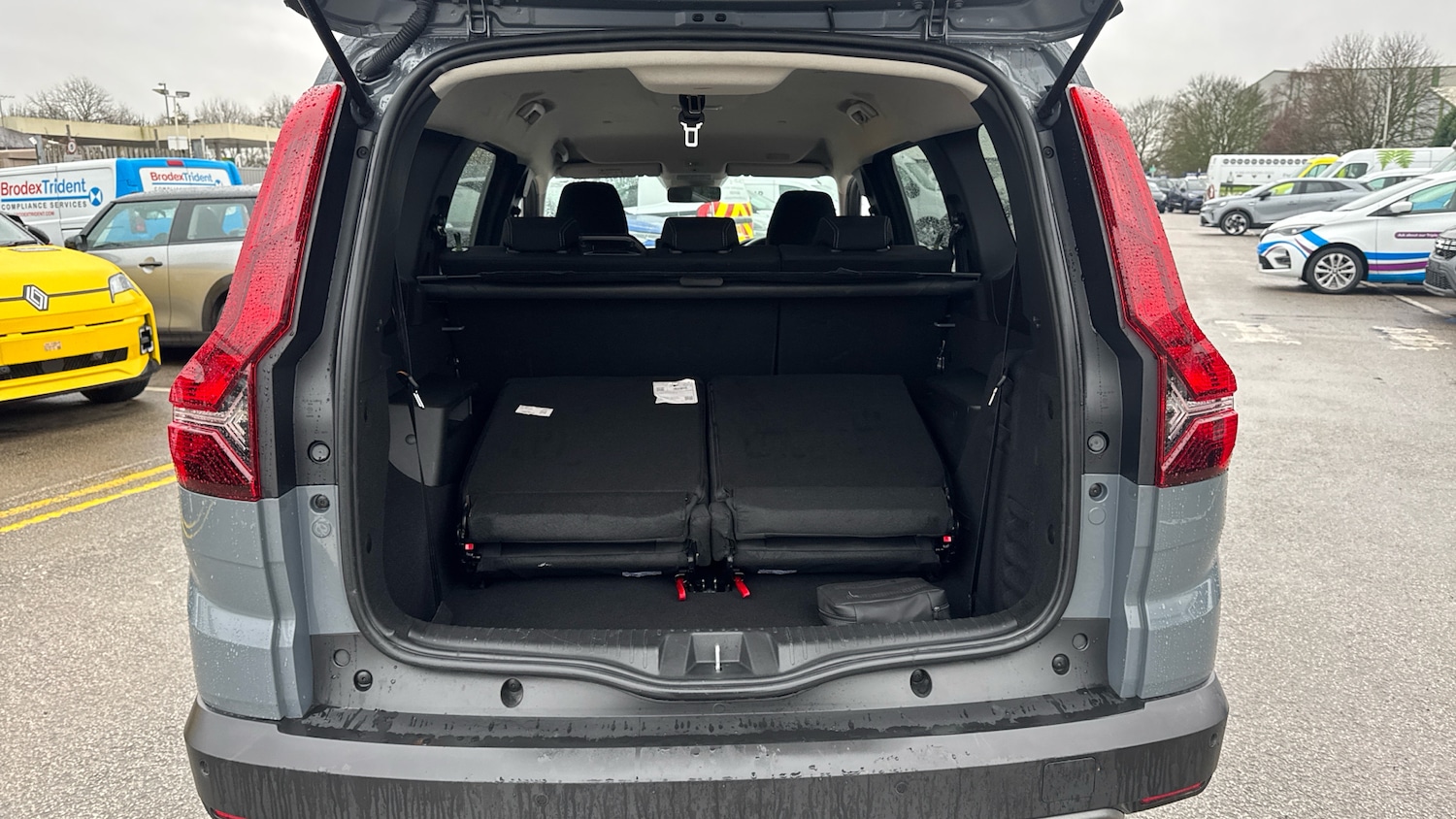 Used Dacia Jogger 2025 for sale - 77079436: Photo 4