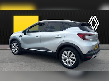 Used Renault Captur 2021 for sale - 79295874: Photo
