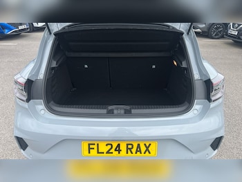 Used Renault Clio 2024 for sale - 78439697: Photo