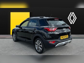 Used Kia Stonic 2023 for sale - 78269971: Photo