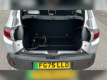 Used Dacia Spring 2025 for sale - 76450248: Photo