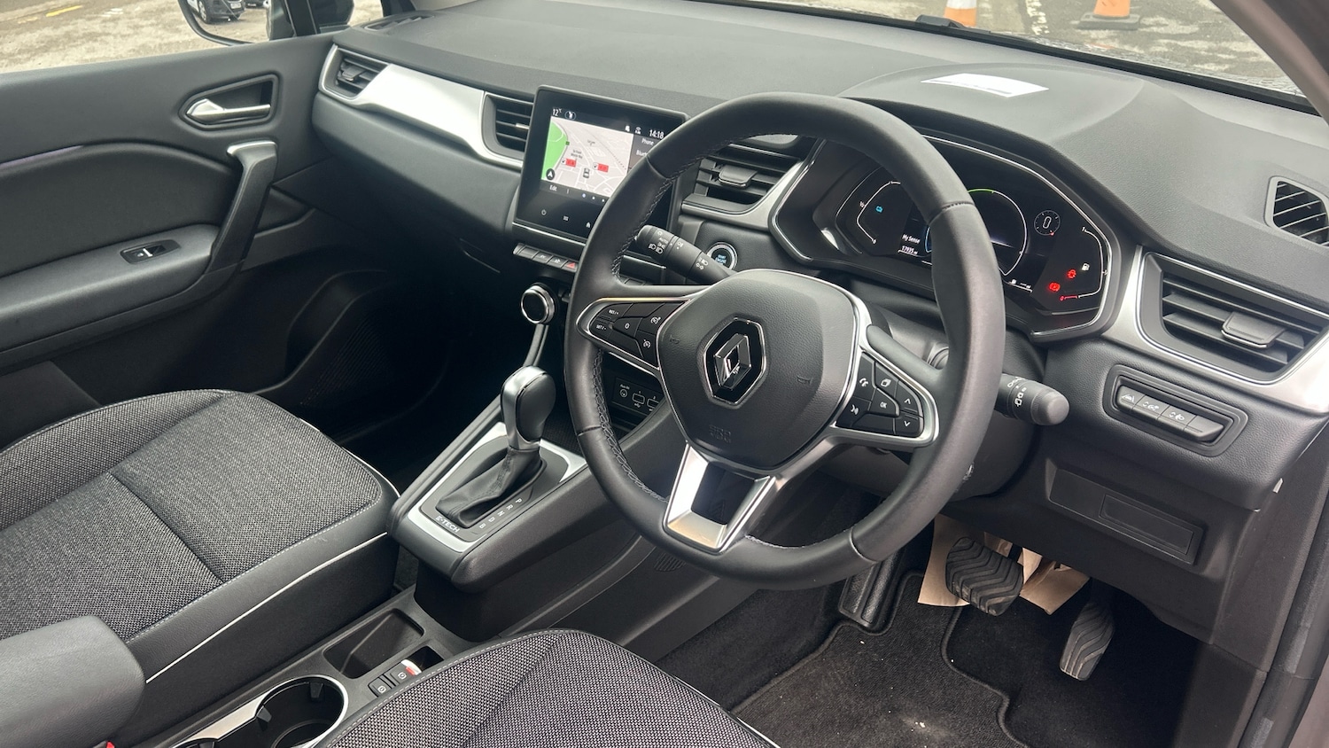 Used Renault Captur 2022 for sale - 76428600: Photo 11