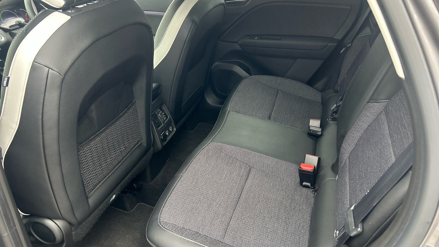 Used Renault Captur 2022 for sale - 76428600: Photo 16