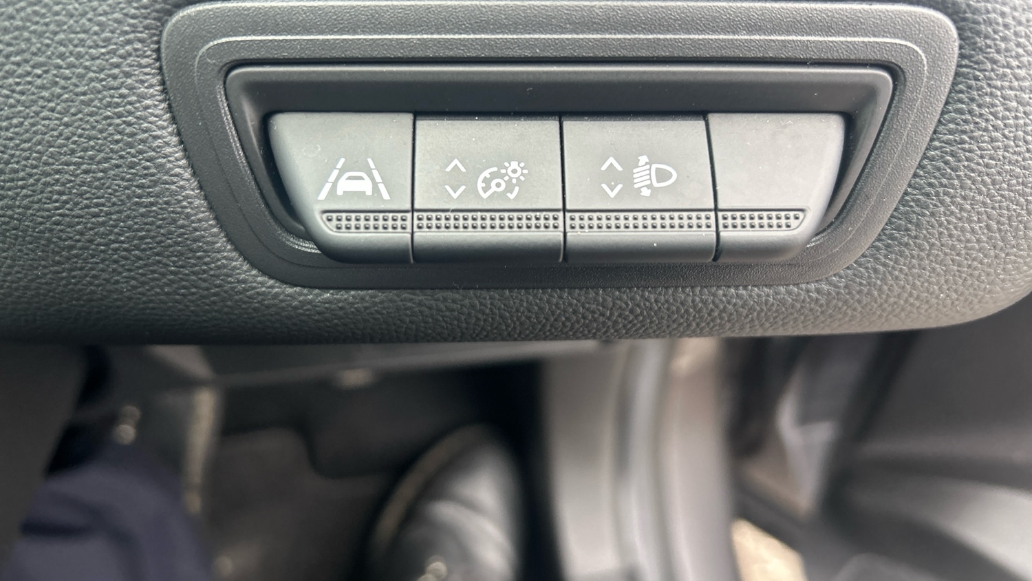 Used Renault Captur 2022 for sale - 76428600: Photo 34