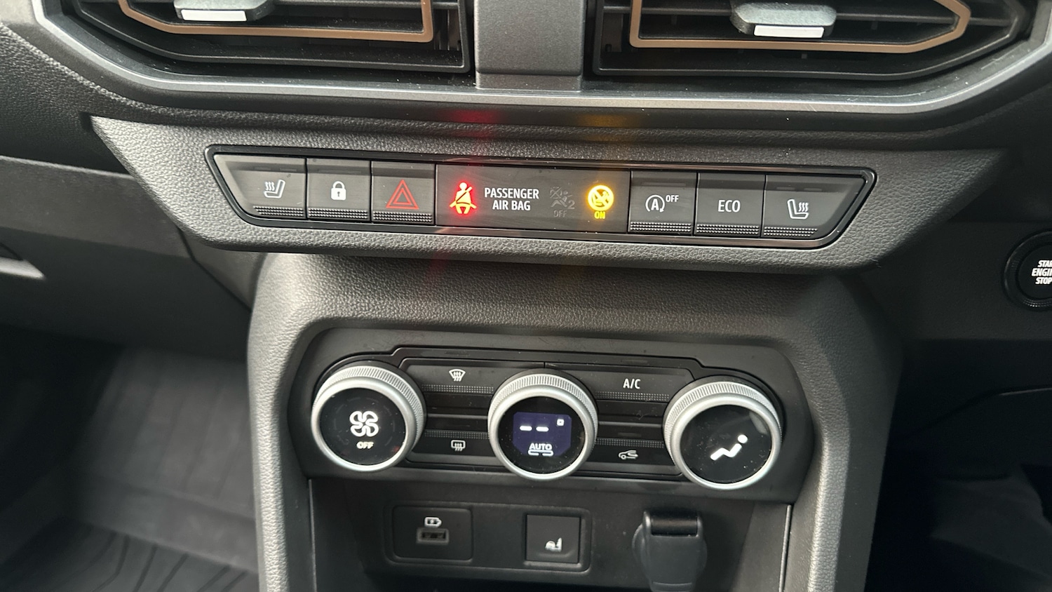 Used Dacia Jogger 2023 for sale - 76638541: Photo 26