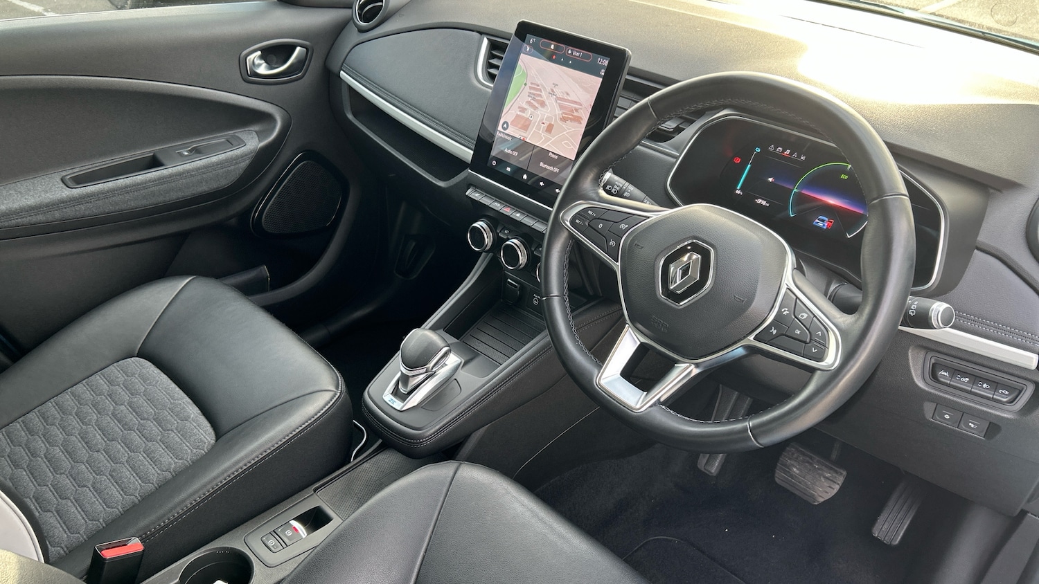 Used Renault Zoe 2022 for sale - 77224759: Photo 11