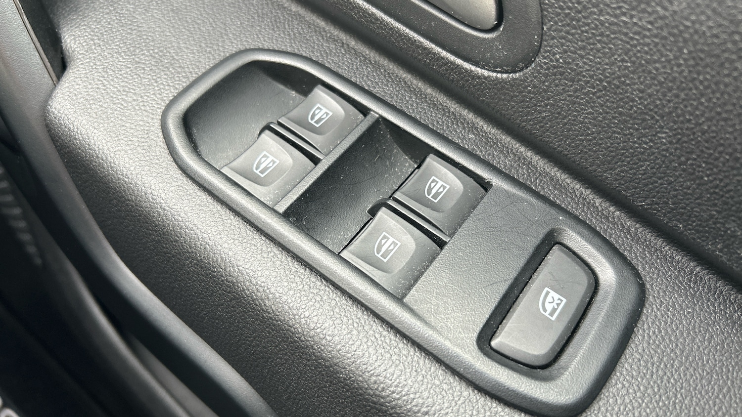 Used Dacia Duster 2024 for sale - 77918479: Photo 21