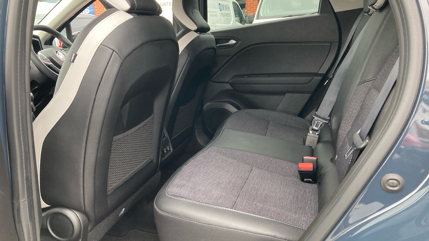 Used Renault Captur 2022 for sale - 76391618: Photo 16