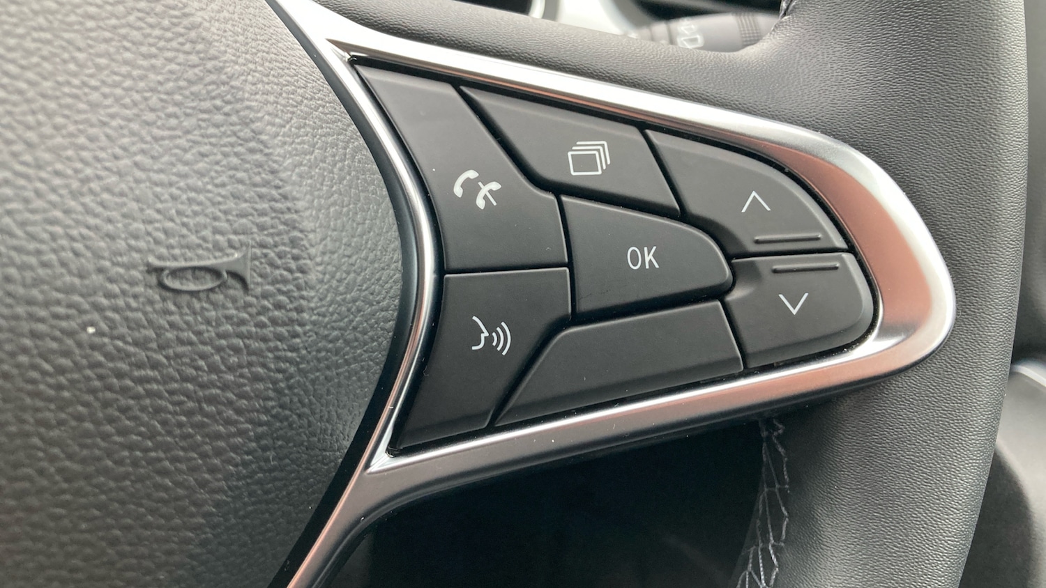 Used Renault Captur 2022 for sale - 76391618: Photo 29