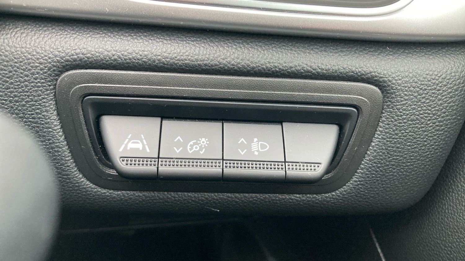 Used Renault Captur 2022 for sale - 76391618: Photo 32