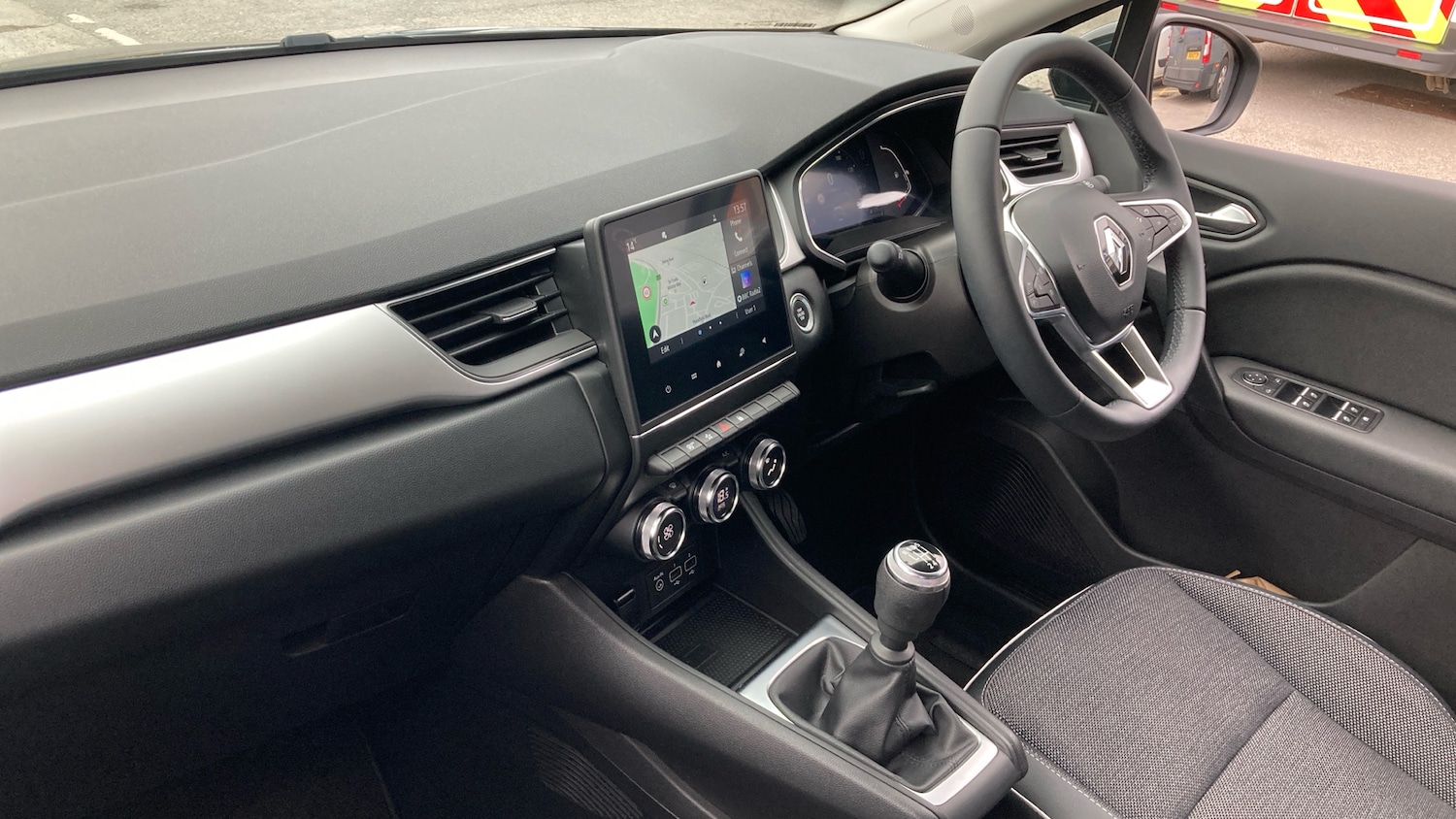 Used Renault Captur 2022 for sale - 76391618: Photo 9