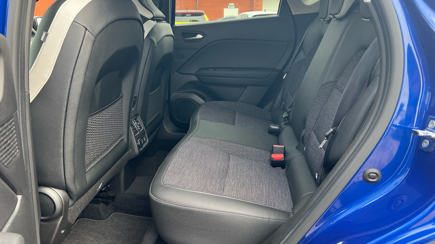 Used Renault Captur 2023 for sale - 78198688: Photo 16