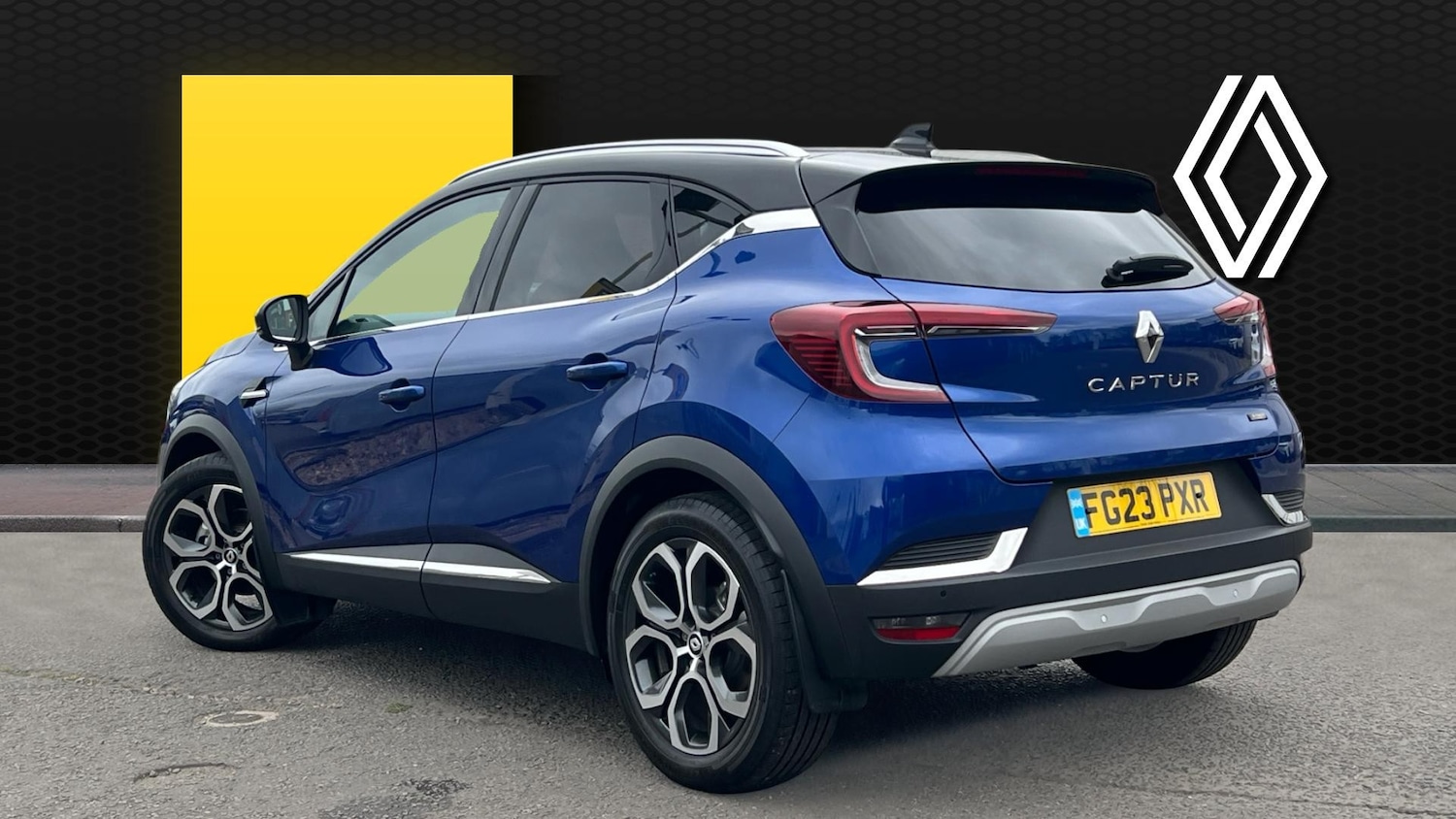 Used Renault Captur 2023 for sale - 78198688: Photo 2