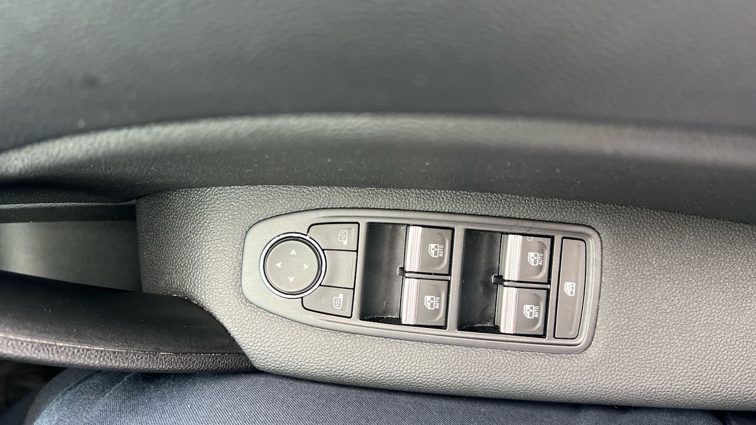 Used Renault Captur 2023 for sale - 78198688: Photo 32