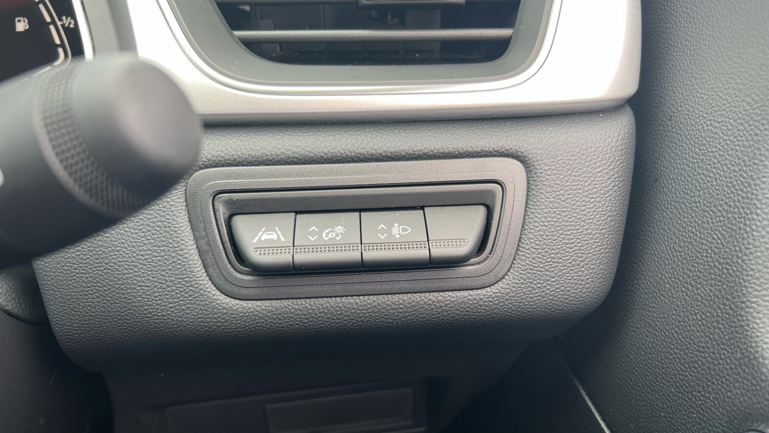 Used Renault Captur 2023 for sale - 78198688: Photo 33