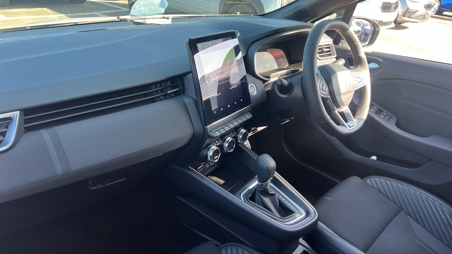 Used Renault Clio 2024 for sale - 77864530: Photo 9