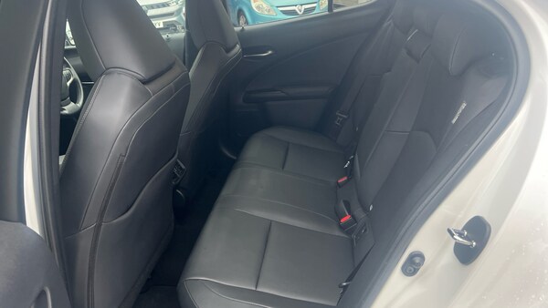 Used Lexus UX 2021 for sale - 76268167: Photo 16