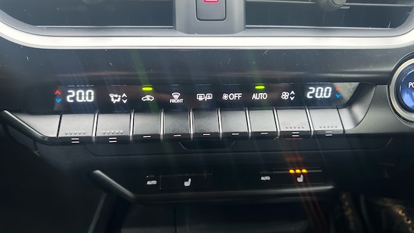 Used Lexus UX 2021 for sale - 76268167: Photo 27