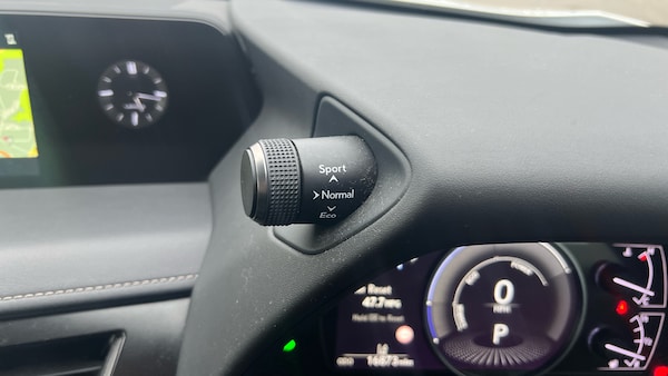 Used Lexus UX 2021 for sale - 76268167: Photo 36