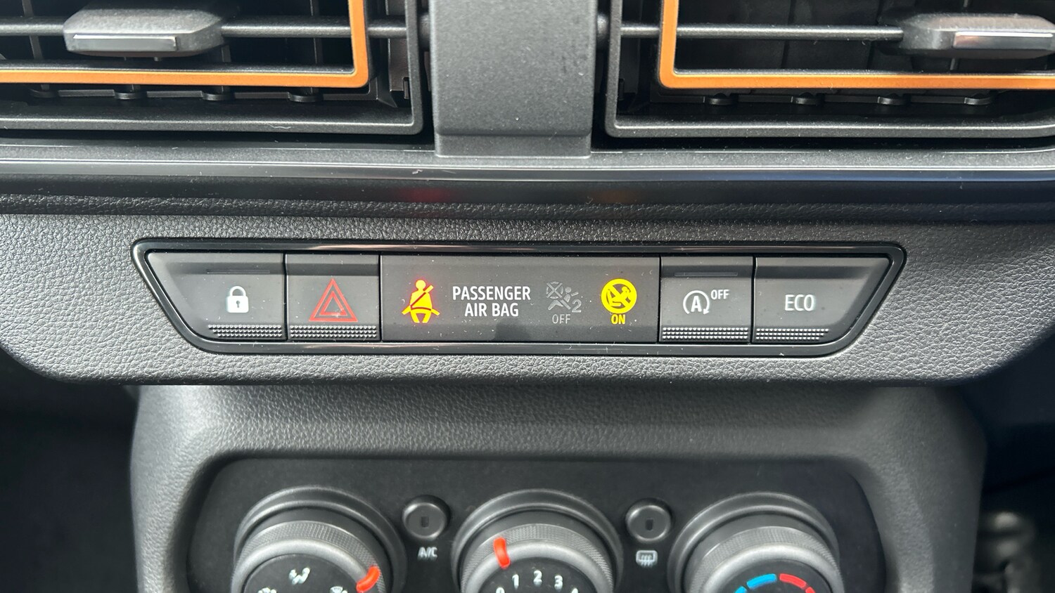 Used Dacia Sandero Stepway 2022 for sale - 76493755: Photo 30