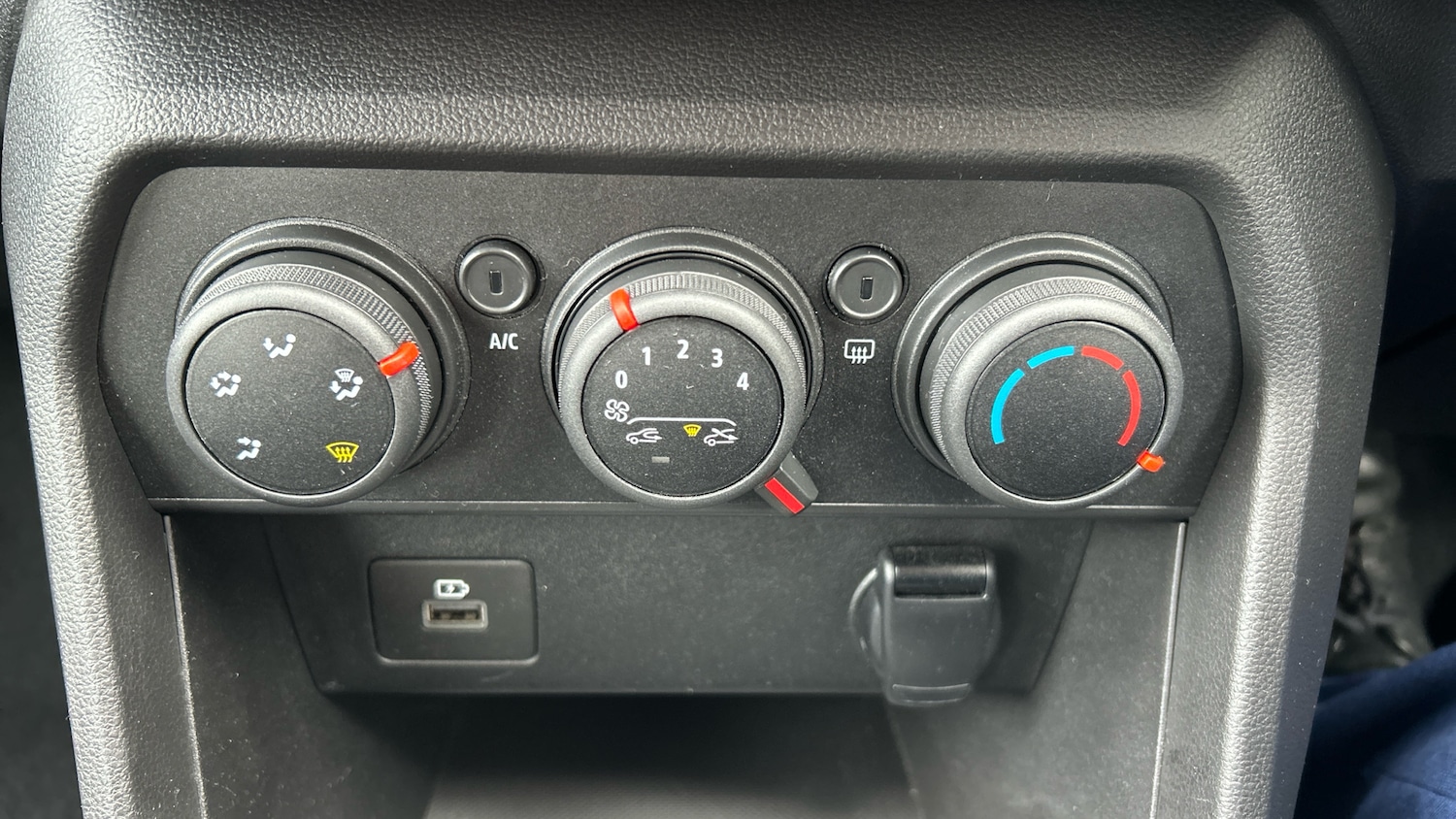 Used Dacia Sandero Stepway 2022 for sale - 76493755: Photo 31