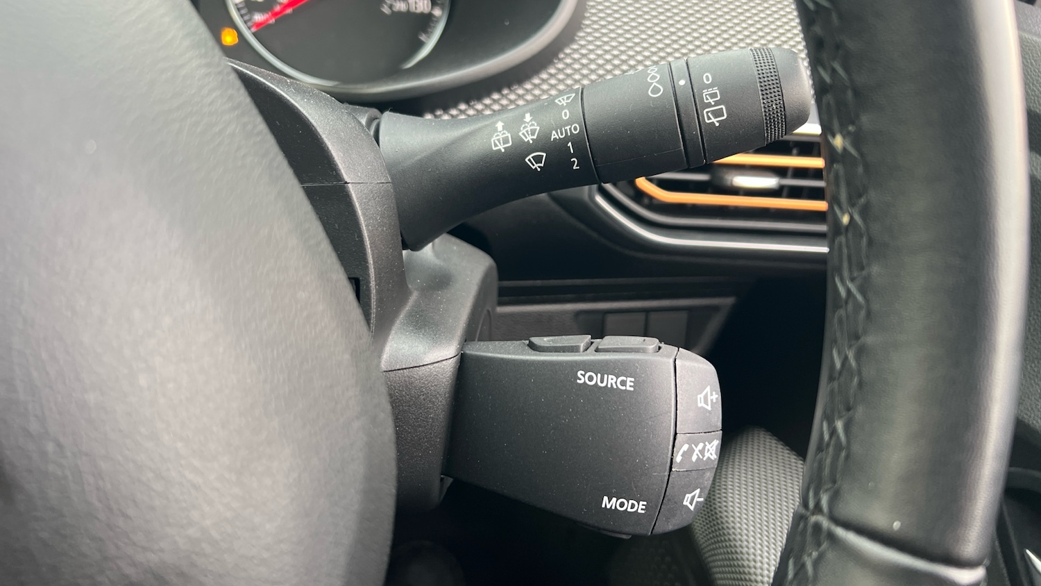 Used Dacia Sandero Stepway 2023 for sale - 77222855: Photo 32