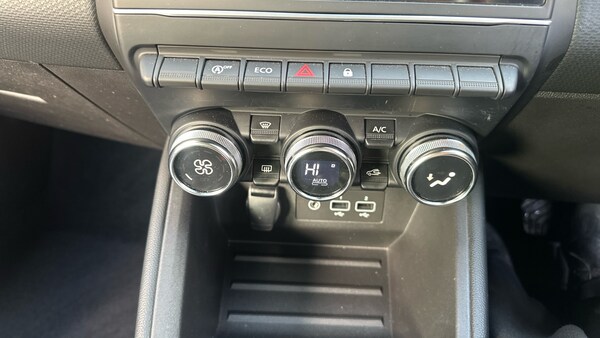 Used Renault Clio 2021 for sale - 76286749: Photo 27