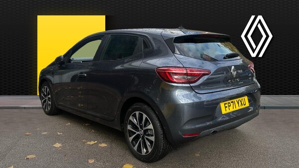 Used Renault Clio 2021 for sale - 76286749: Photo 2