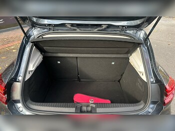 Used Renault Clio 2021 for sale - 76286749: Photo 4