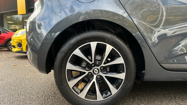 Used Renault Clio 2021 for sale - 76286749: Photo 7