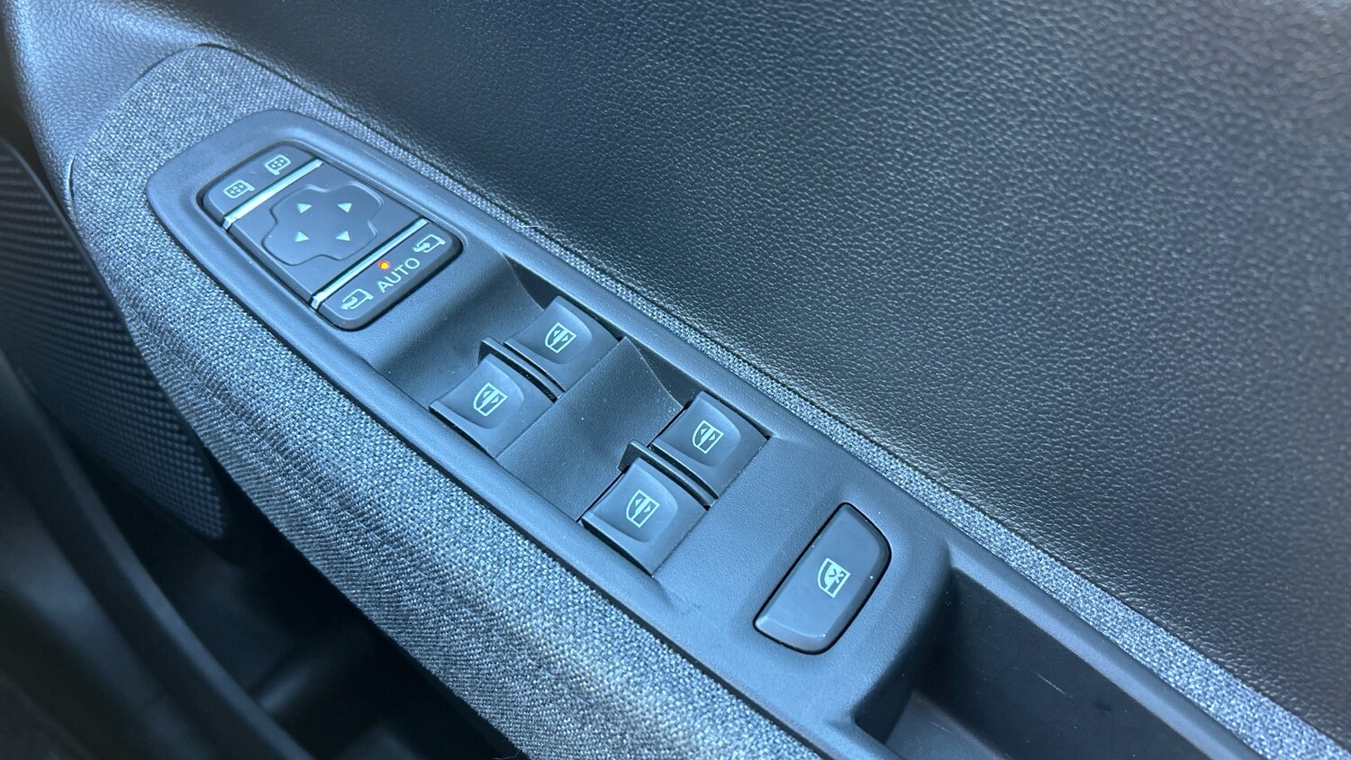 Used Renault Zoe 2022 for sale - 77403751: Photo 21