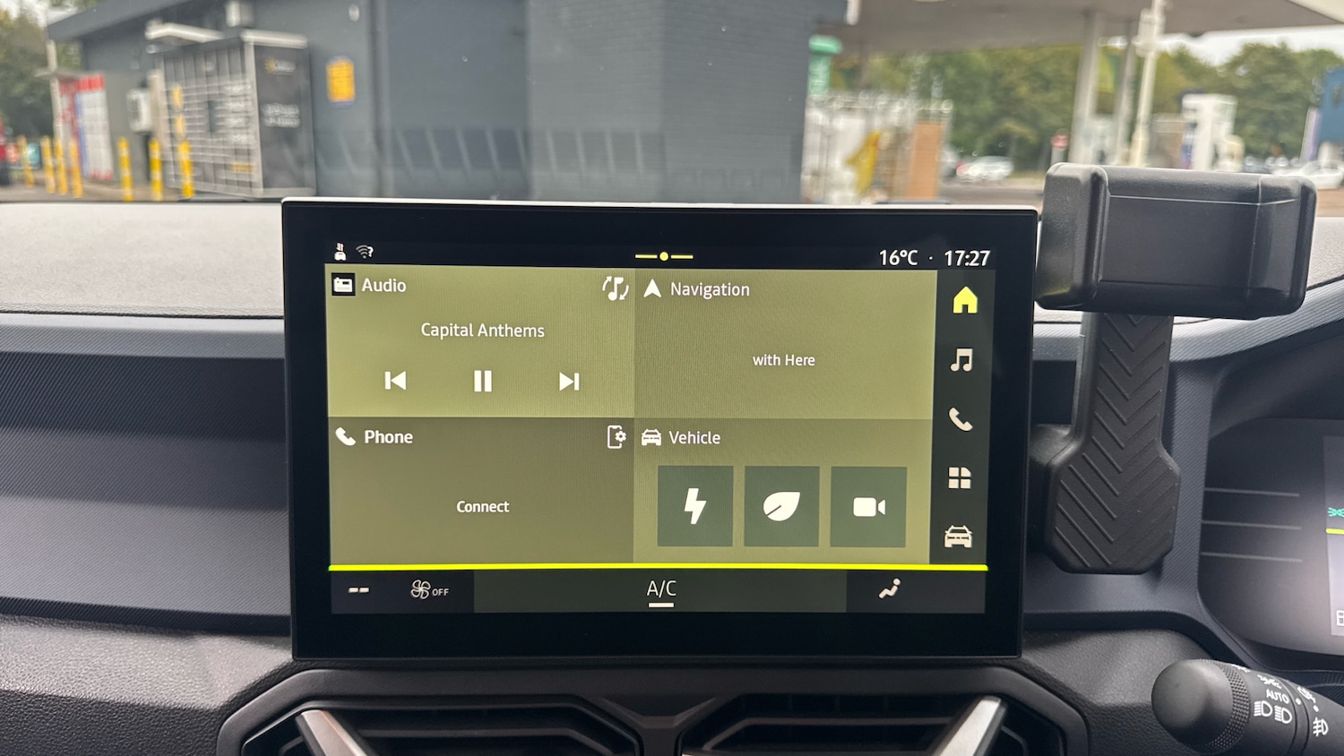 Used Dacia Duster 2024 for sale - 76392216: Photo 12