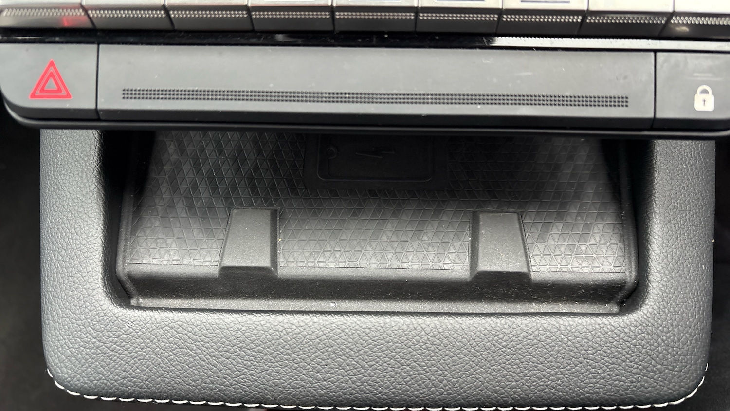 Used Renault Megane E Tech 2024 for sale - 77834209: Photo 31