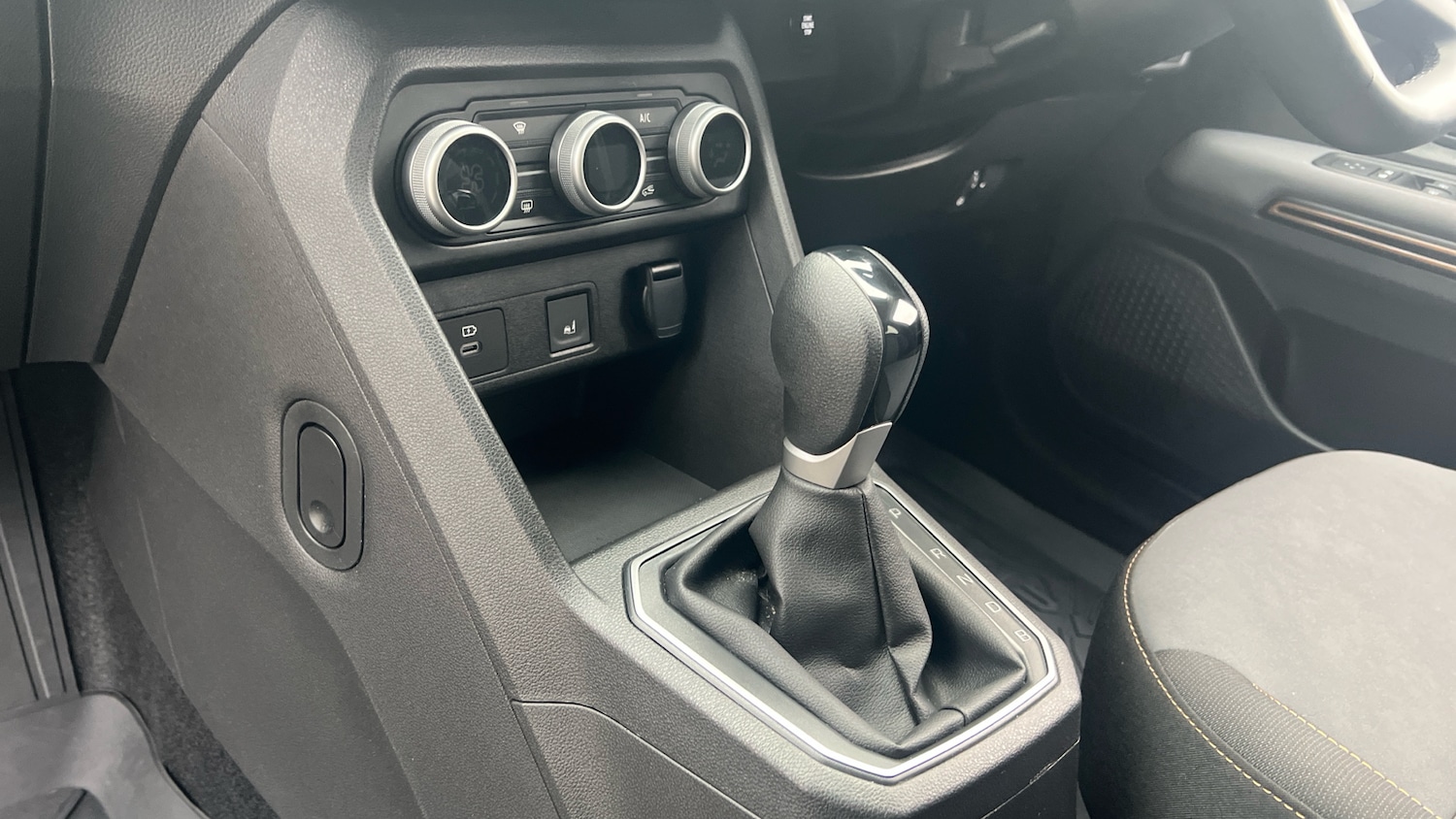 Used Dacia Jogger 2024 for sale - 76392204: Photo 13