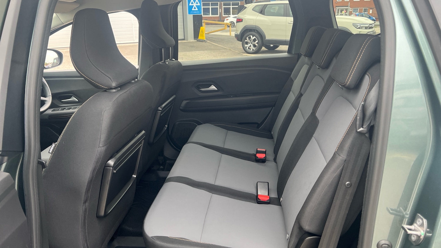 Used Dacia Jogger 2024 for sale - 76392204: Photo 16